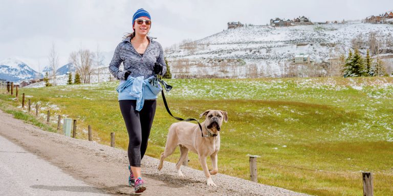 RunnerWithDog