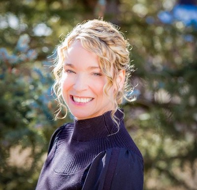 R New Headshot Meg 1