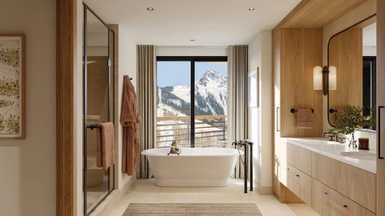 7BAY PrimaryBathroom Delivery LD Medium 1 768x432