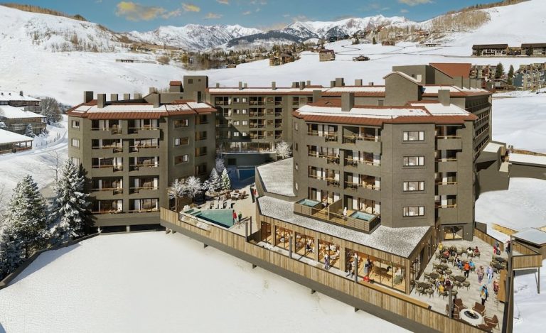 BEC Exterior02 clubbeck LS LD snow Medium 768x469
